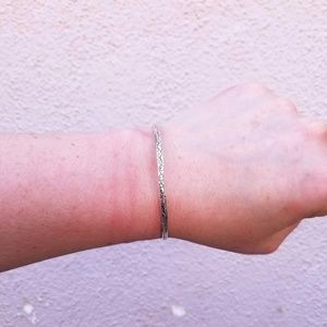 VINTAGE SKINNY STERLING SILVER BANGLE
